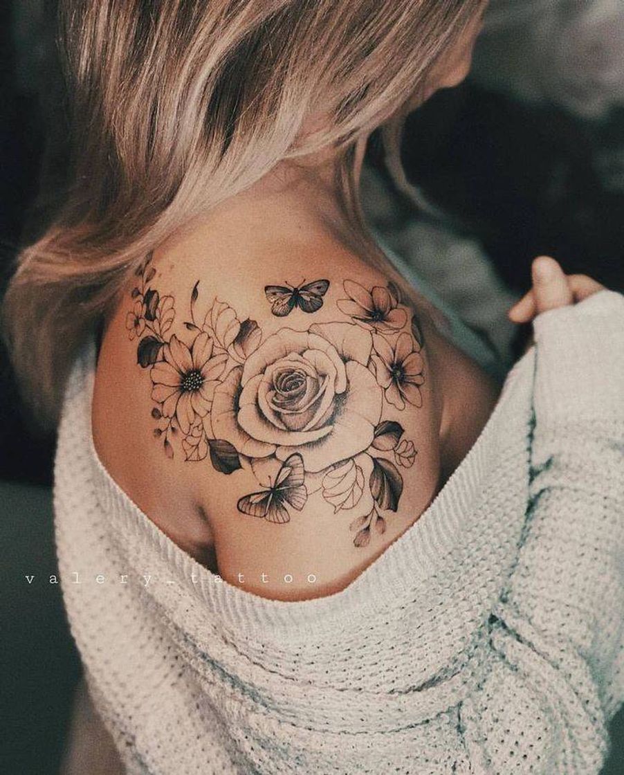 Fashion Shoulder tattoo ❤️