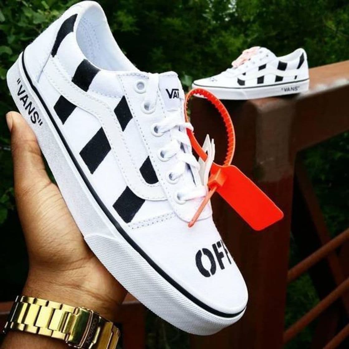 Producto Off-White Vans