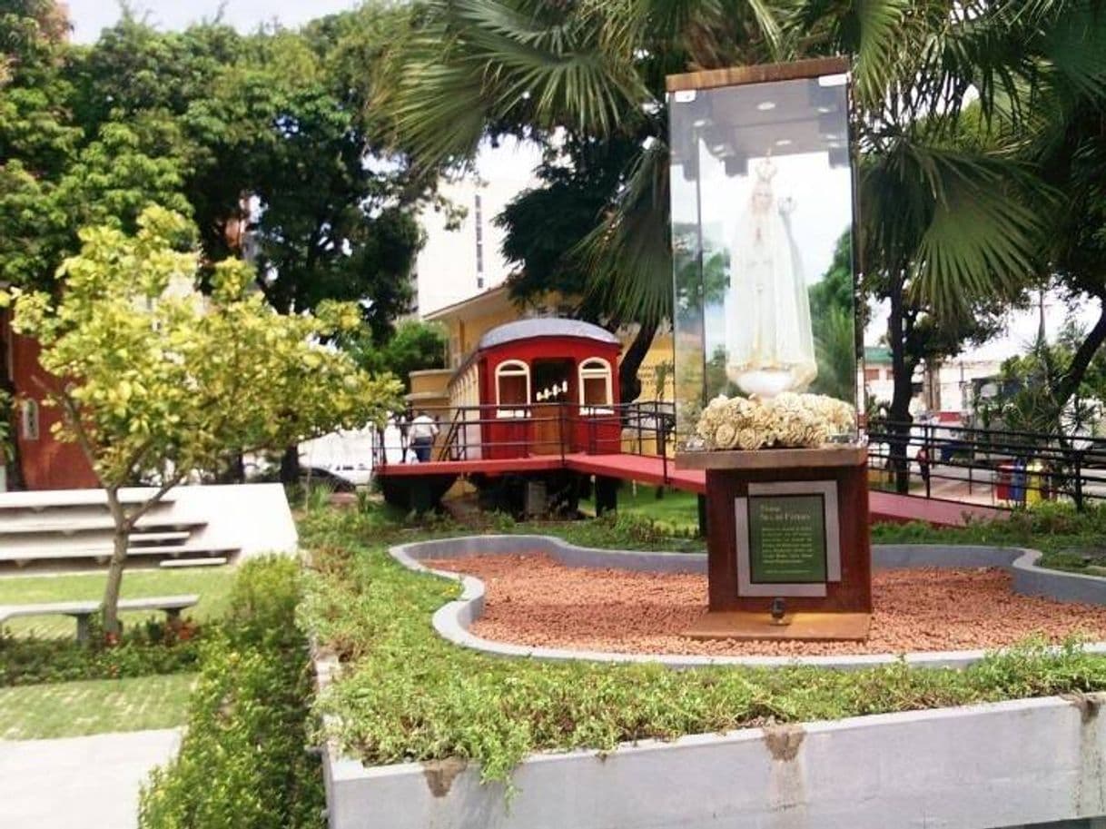 Lugar Praça Luíza Távora