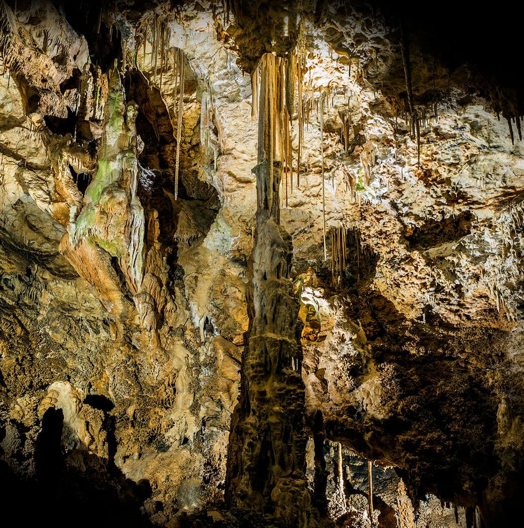 Lugar Grutas de Cristal