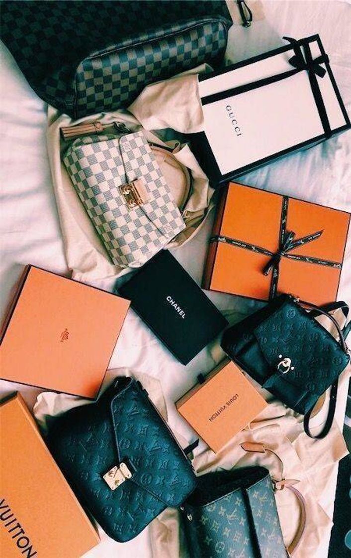 Fashion 💸👛