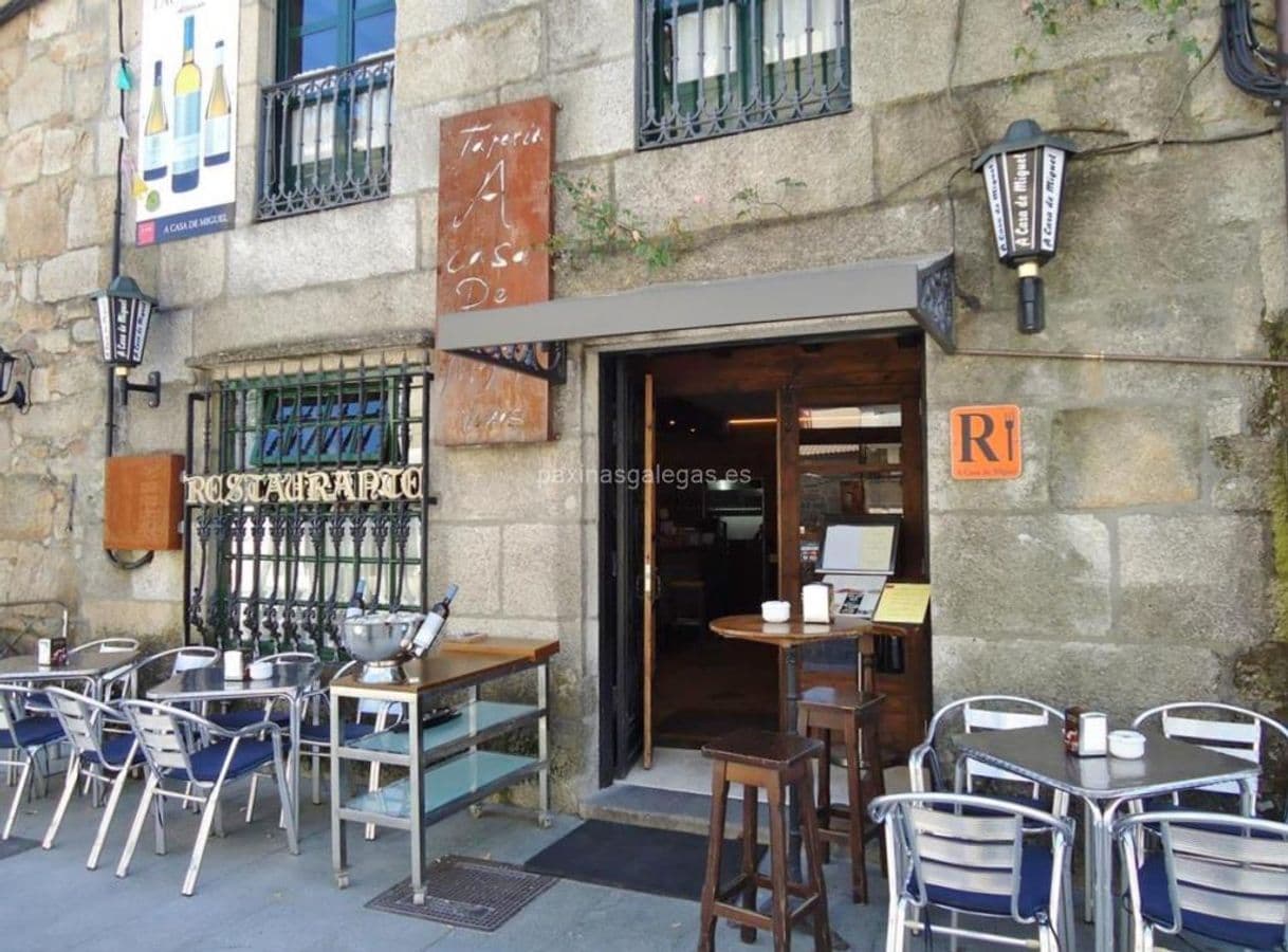 Restaurants A Casa de Miguel: Restaurante, vinos y tapas en Cambados