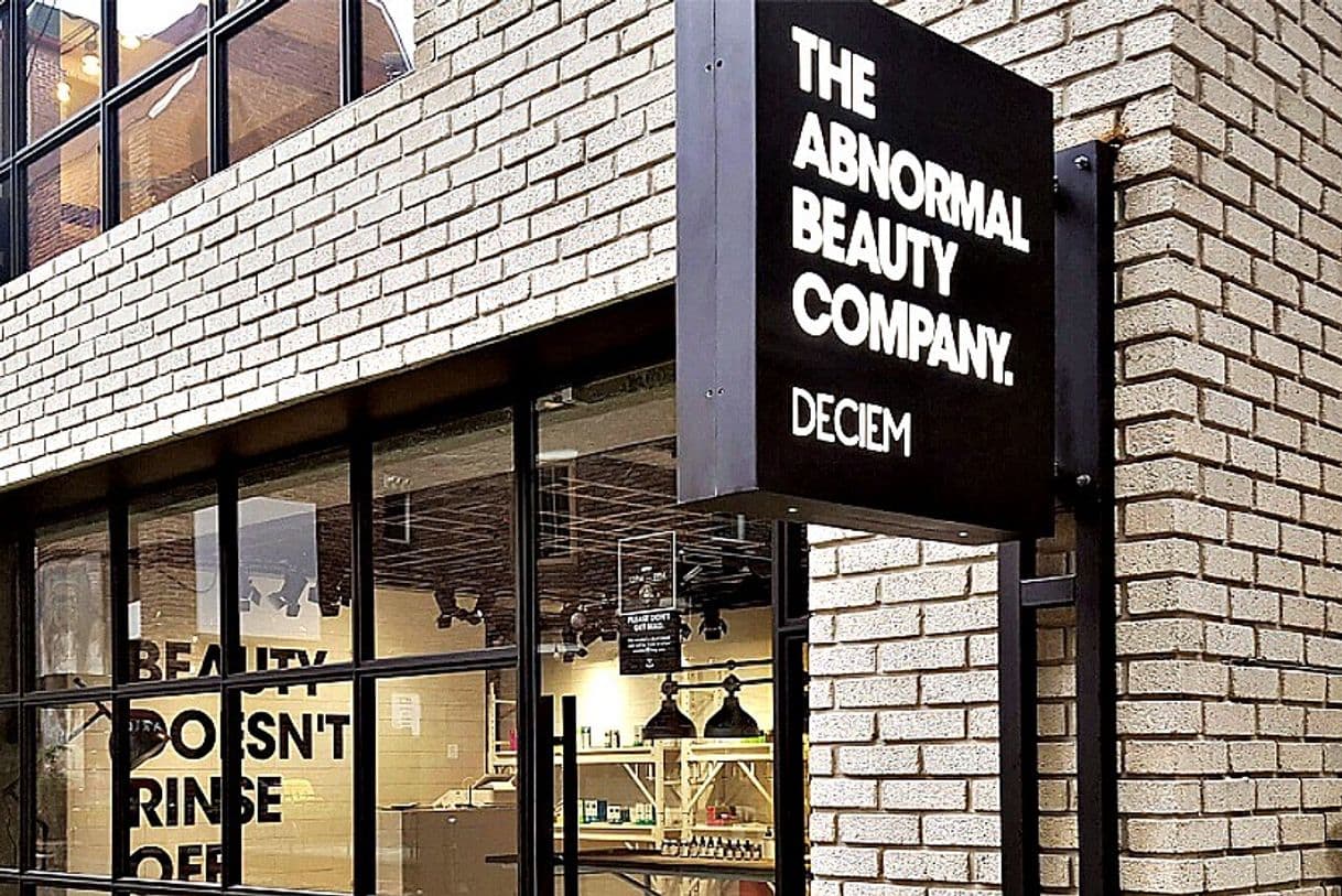 Place DECIEM The Abnormal Beauty Company