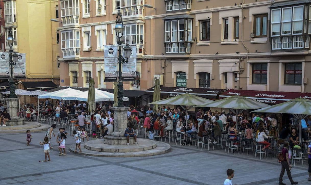 Place Plaza Cañadío