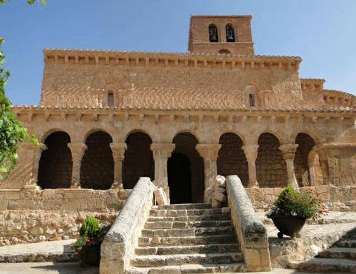 Moda Iglesia de San Esteban de Gormaz