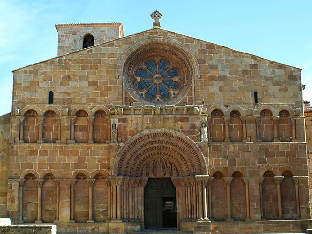 Moda IGLESIA DE SANTO DOMINGO, SORIA