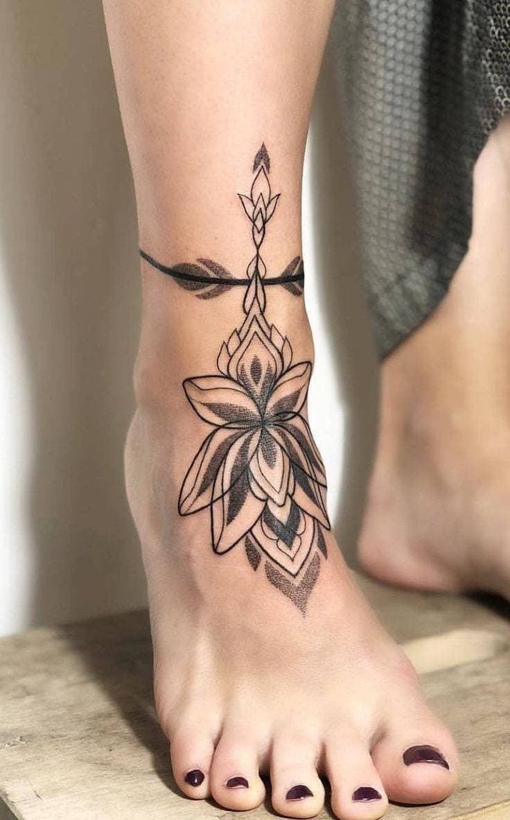 Moda Tatto nos pés 💜