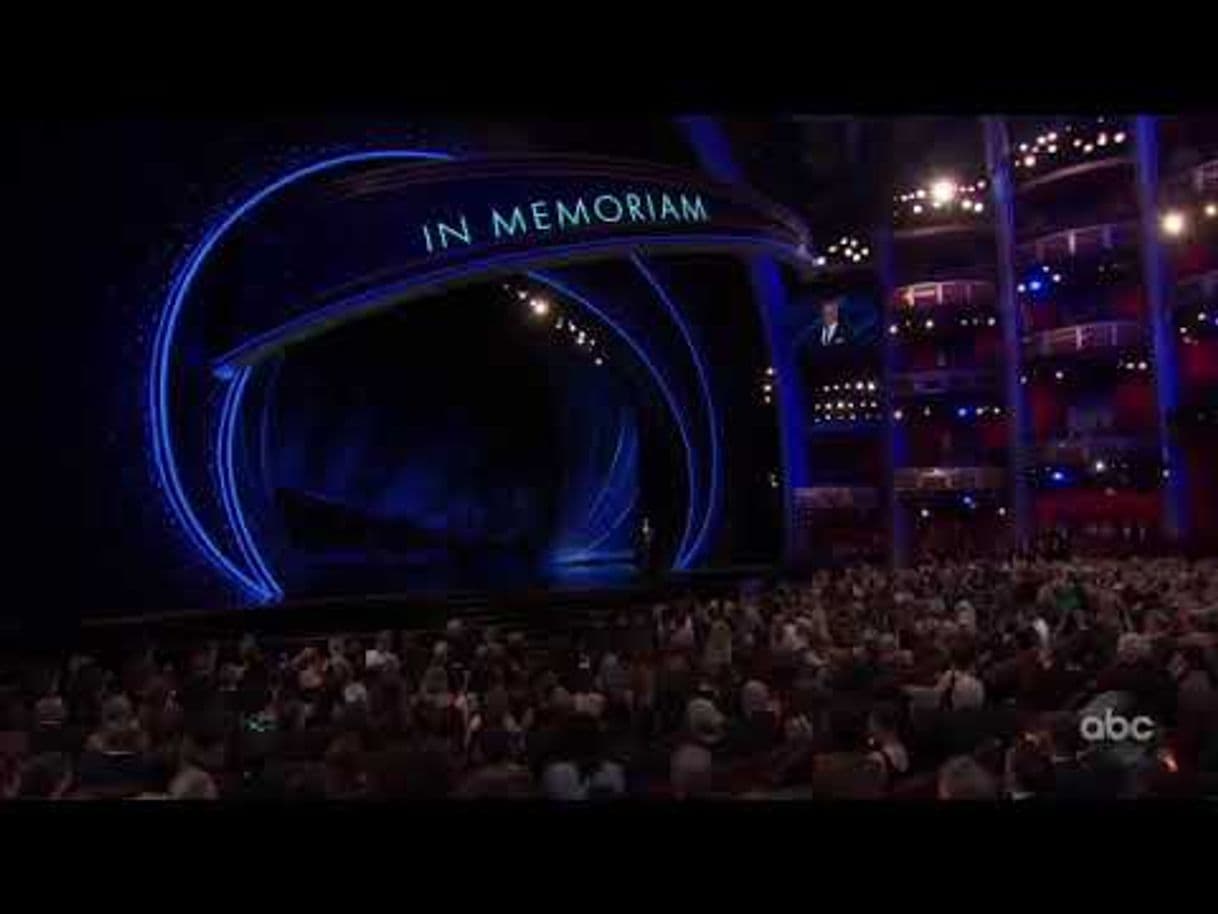 Fashion Billie Eilish-yesterday lyrics (Oscars 2020) - YouTube