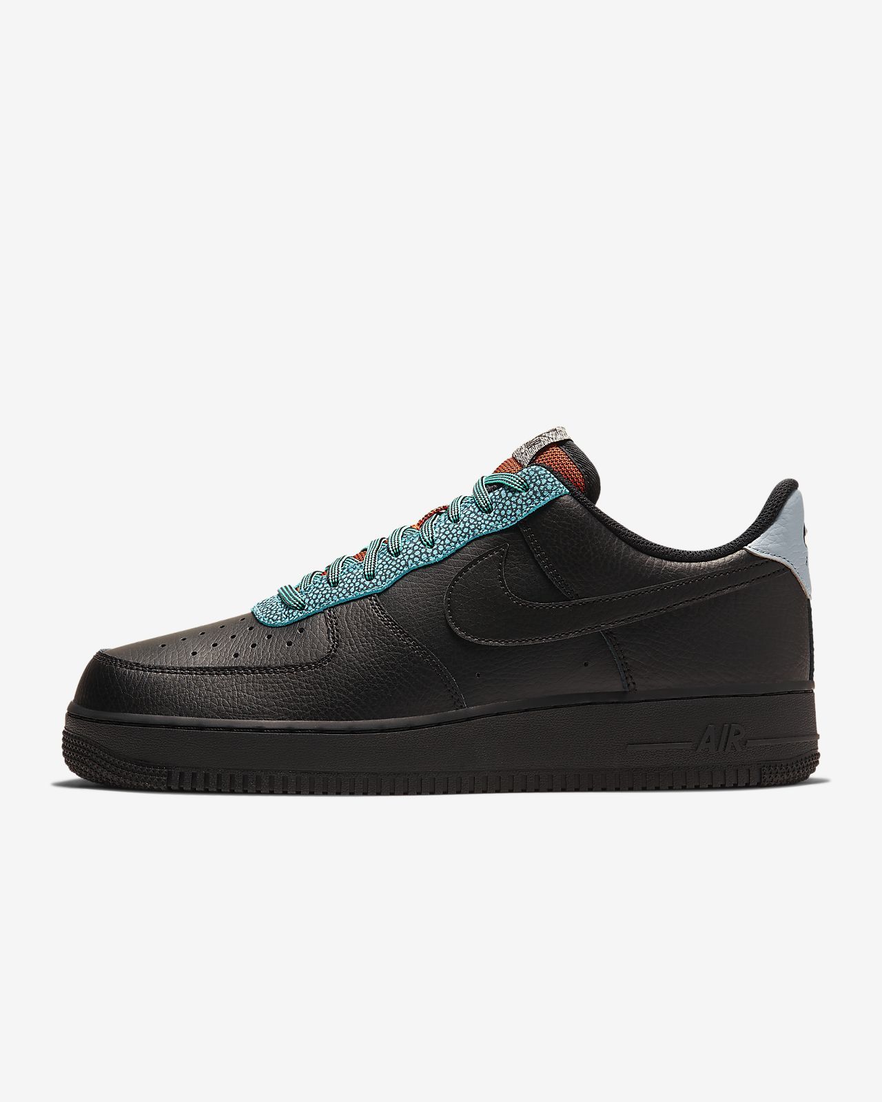 Product Nike Air Force 1 '07 LV8