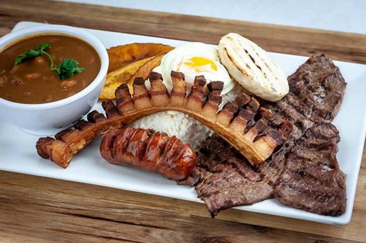 Restaurantes Bandeja Paisa Latin Restaurant