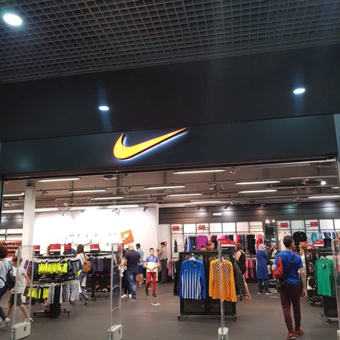 Place Nike Factory Store Alicante