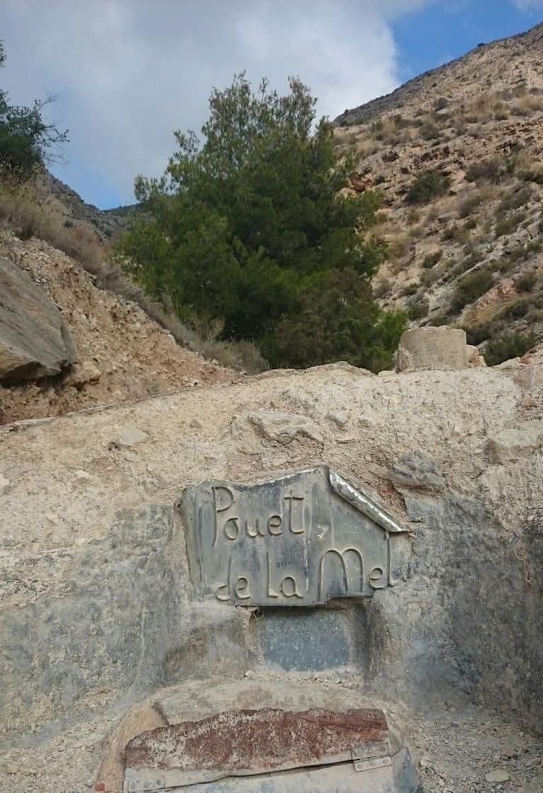 Place Pouet De La Mel