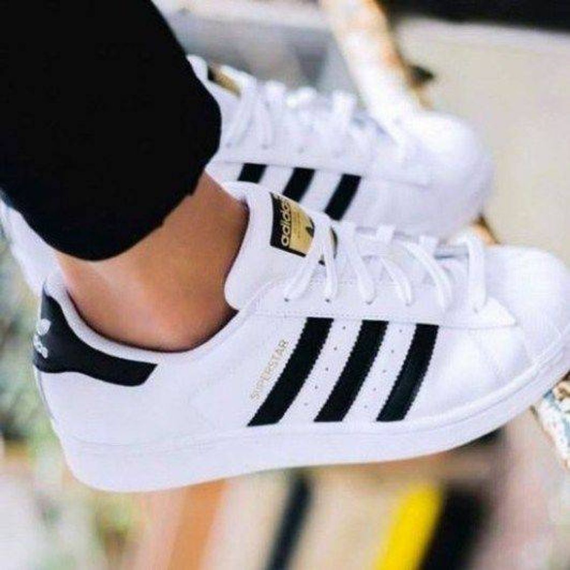 Product adidas Superstar J, Zapatillas Unisex Niños, Blanco