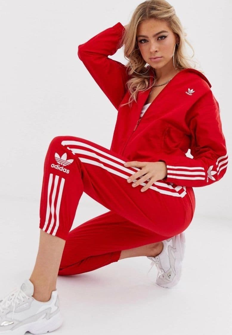 Producto Adidas track suit 