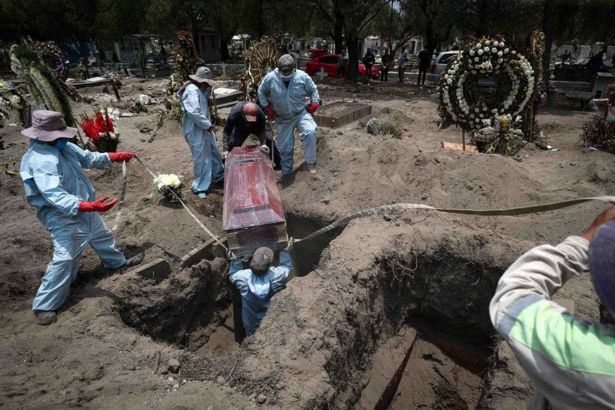 Fashion Iztapalapa abre lugar para muertos Covid-19