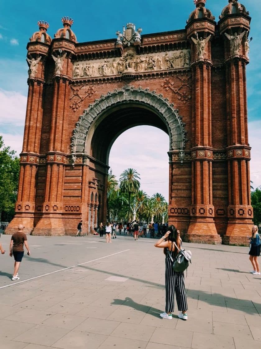 Lugar Arc de Triomf