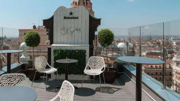 Place Sky 44 Madrid | Terraza - Bar