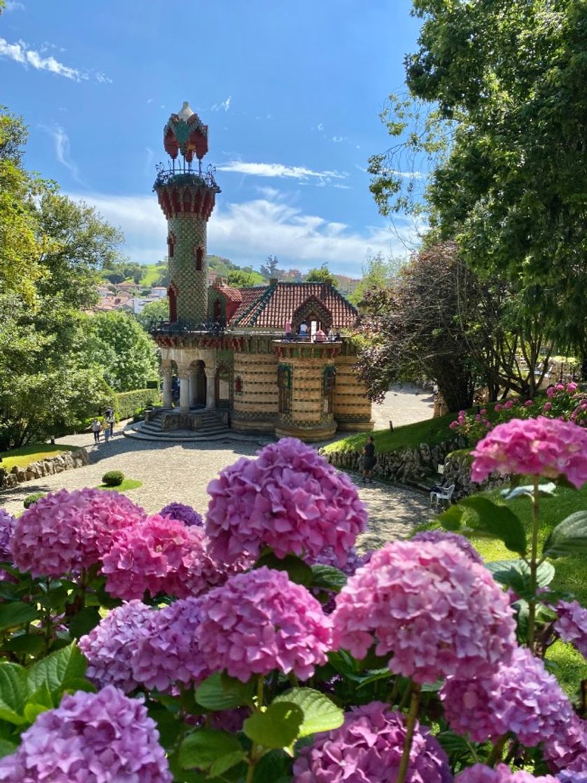 Place El Capricho de Gaudí