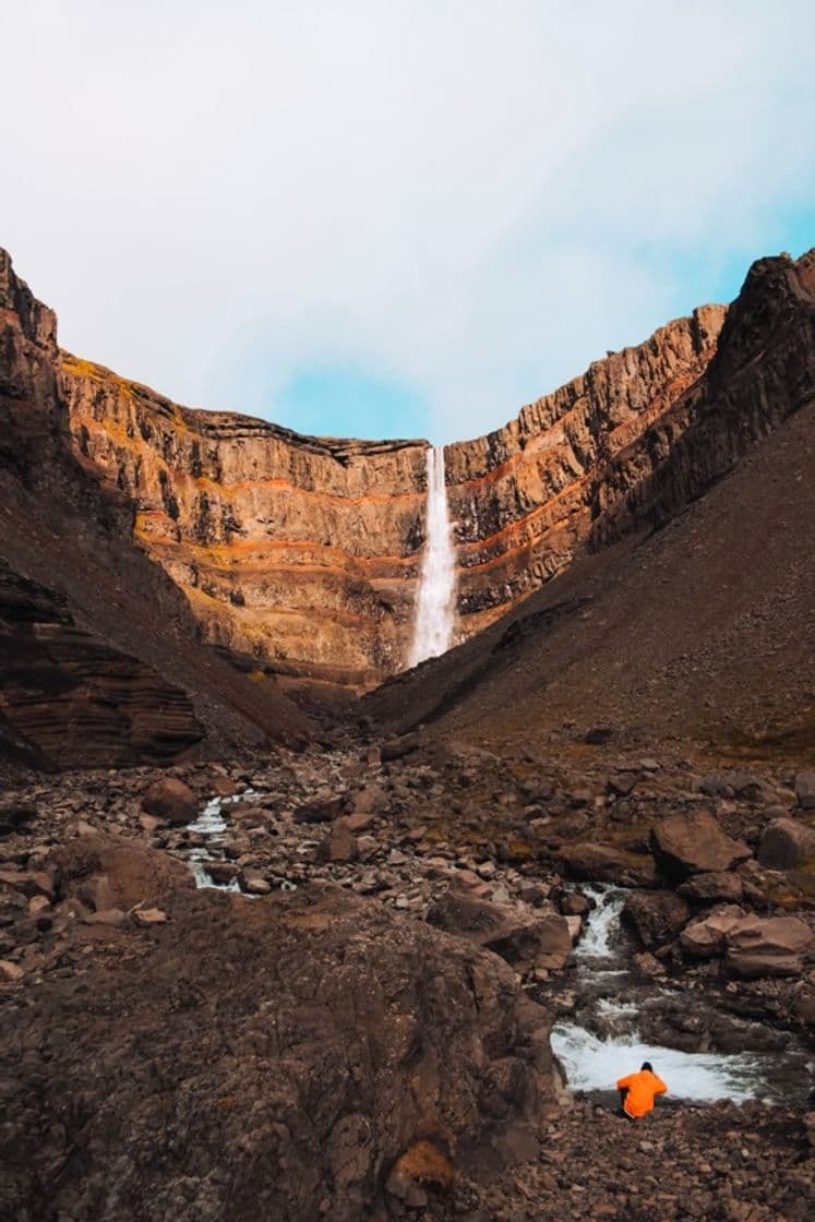 Lugar Hengifoss