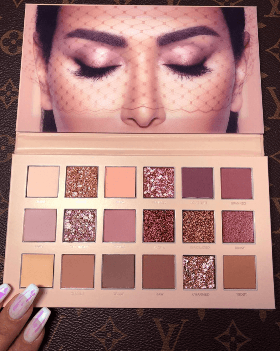 Fashion The new nude eyeshadow pallet e Buda beauty