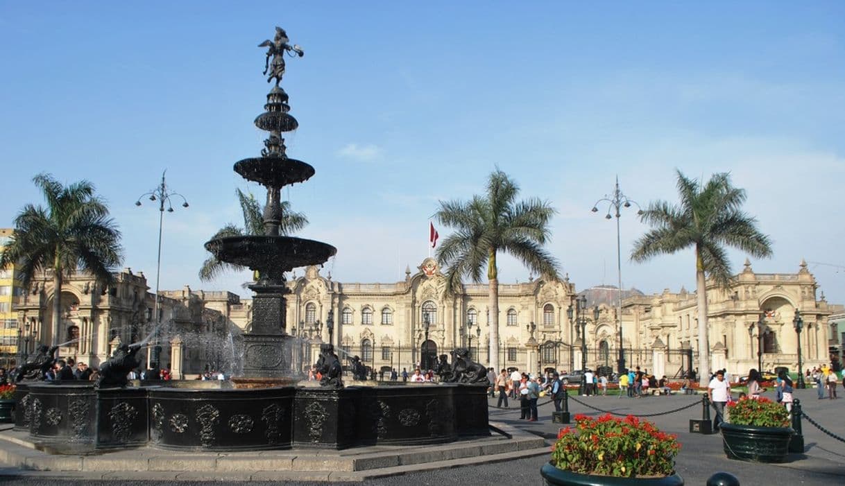 Lugar Plaza de Armas de Lima