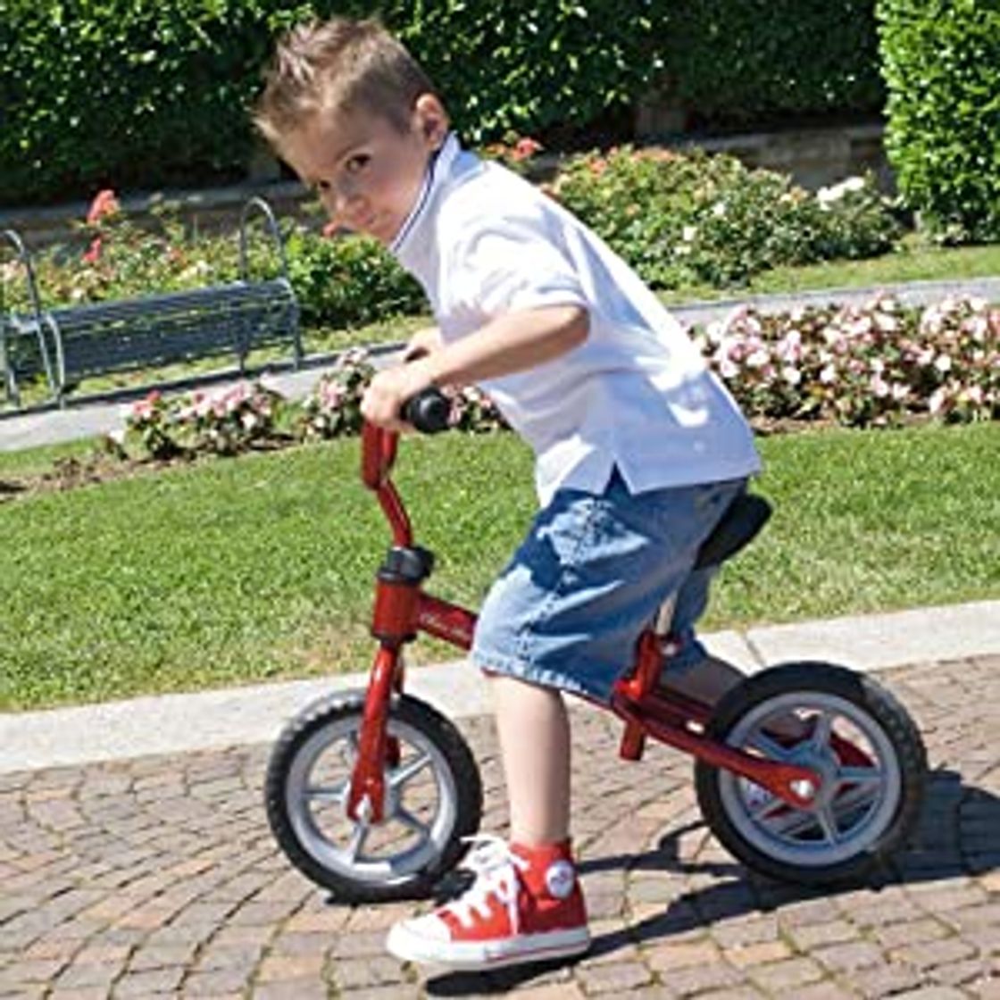 Producto Chicco First Bike - Bicicleta sin pedales con sillín regulable