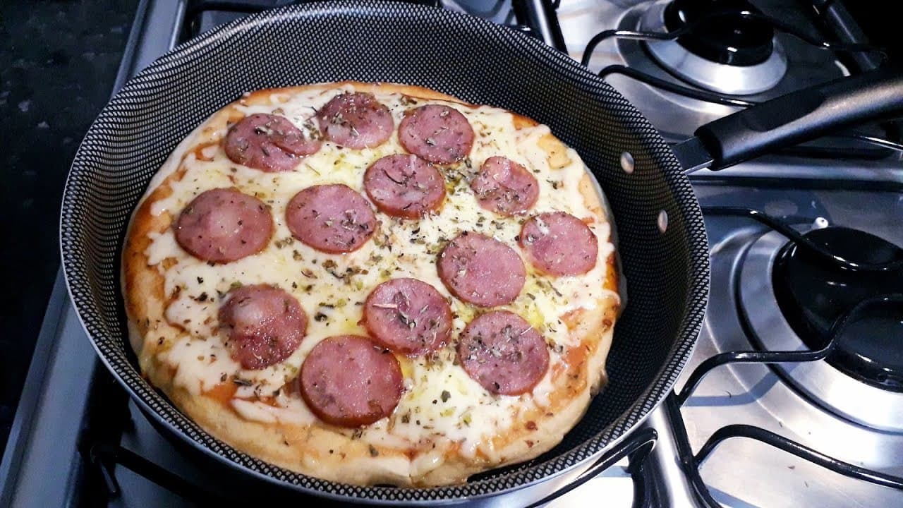 Fashion Pizza facil de fazer,com 6 ingredientes 