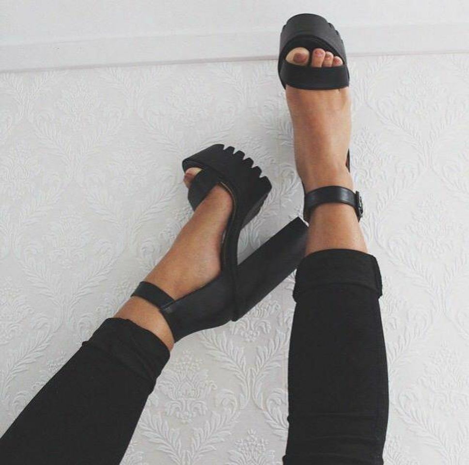 Fashion Heels 🔝