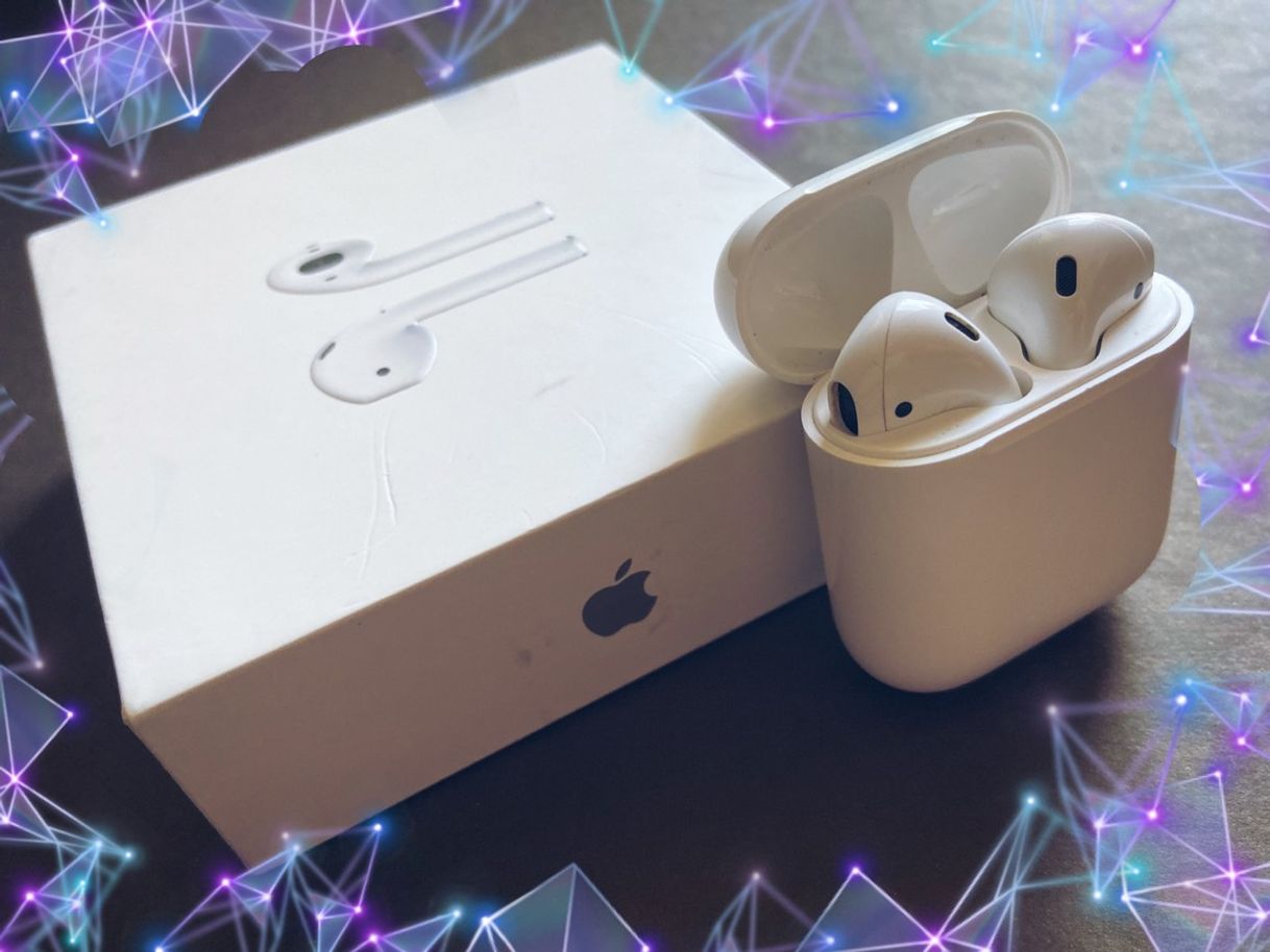 Electrónica Apple AirPods con estuche de carga inalámbrica