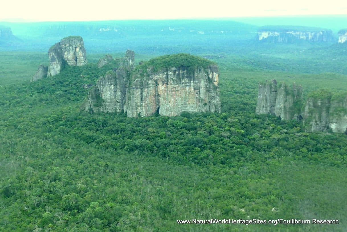 Moda Chiribiquete National Park – “The Maloca of the Jaguar”