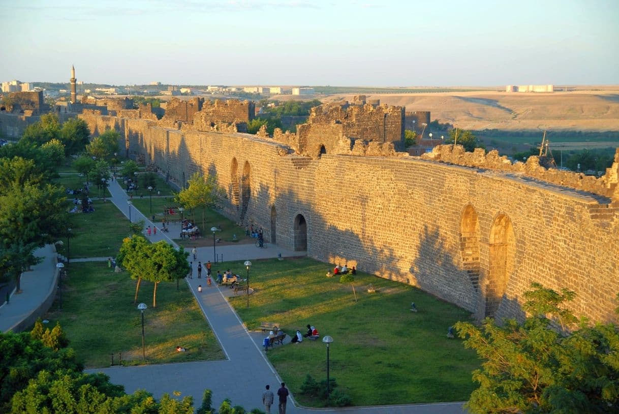 Moda Diyarbakır Fortress and Hevsel Gardens Cultural Landscape