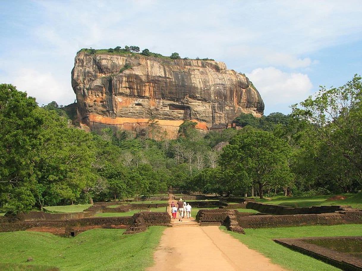 Fashion Ancient City of Sigiriya