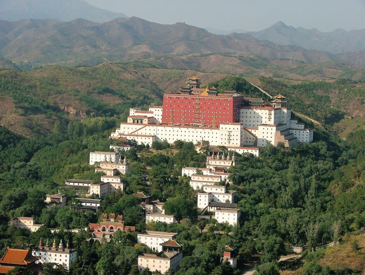 Fashion Mountain Resort and its Outlying Temples, Chengde