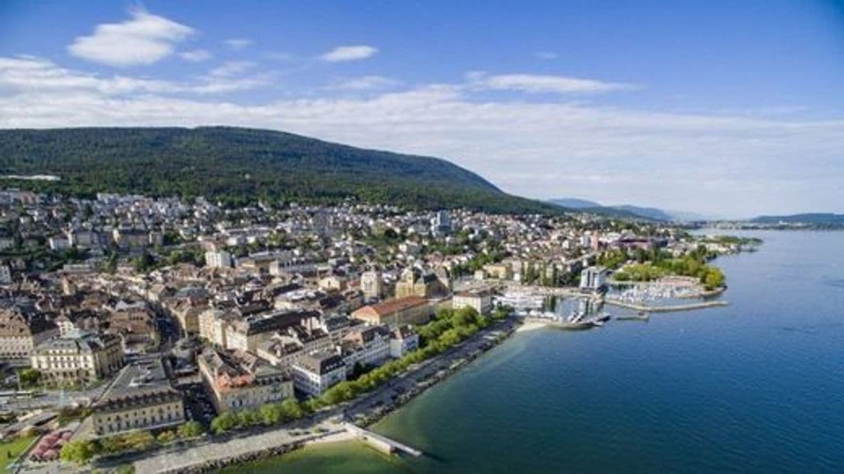 Place Lac de Neuchâtel