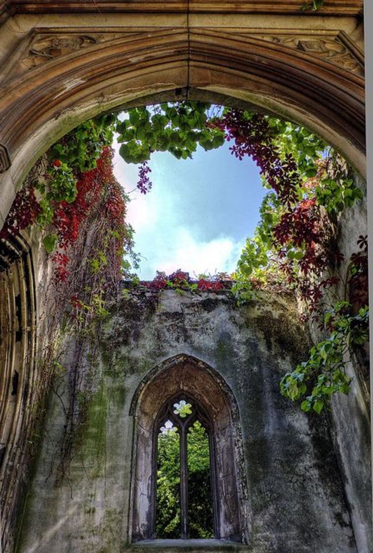 Place St. Dunstan in the East Church Garden