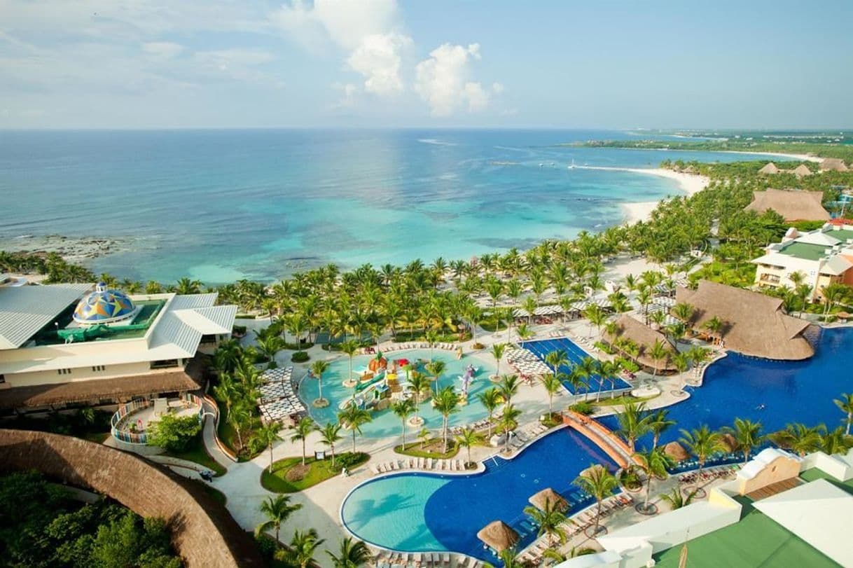 Place Premium Level at Barceló Maya Palace