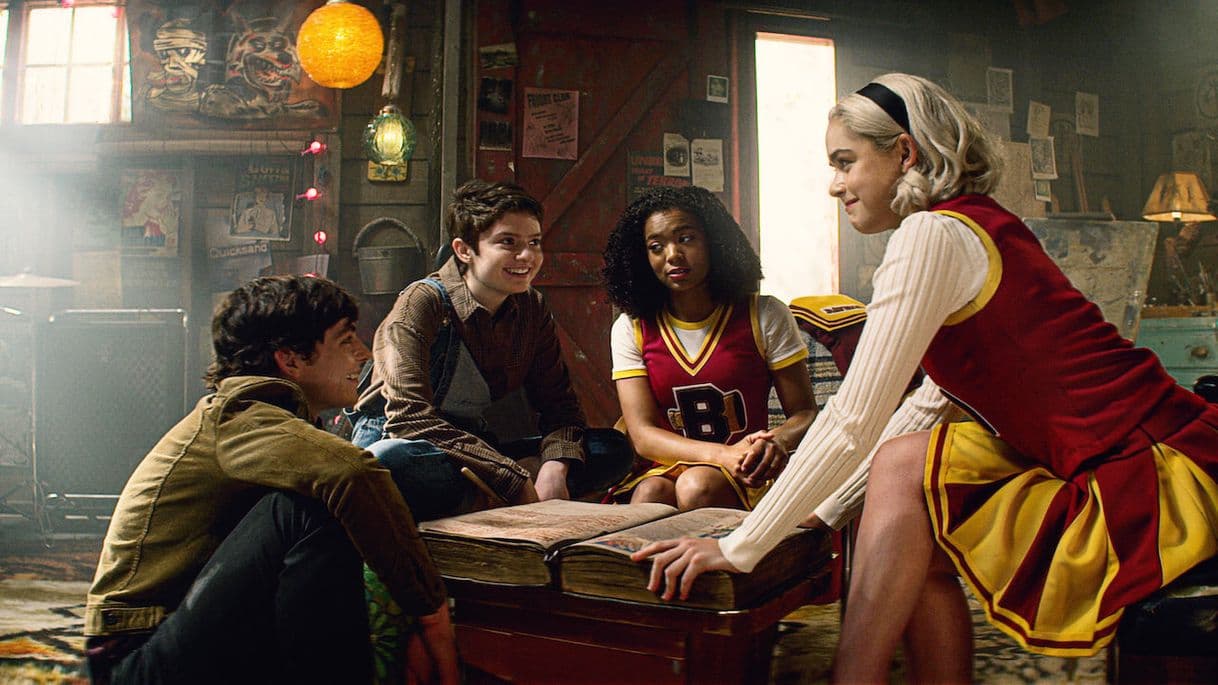 Moda Chilling Adventures of Sabrina | Netflix Official Site