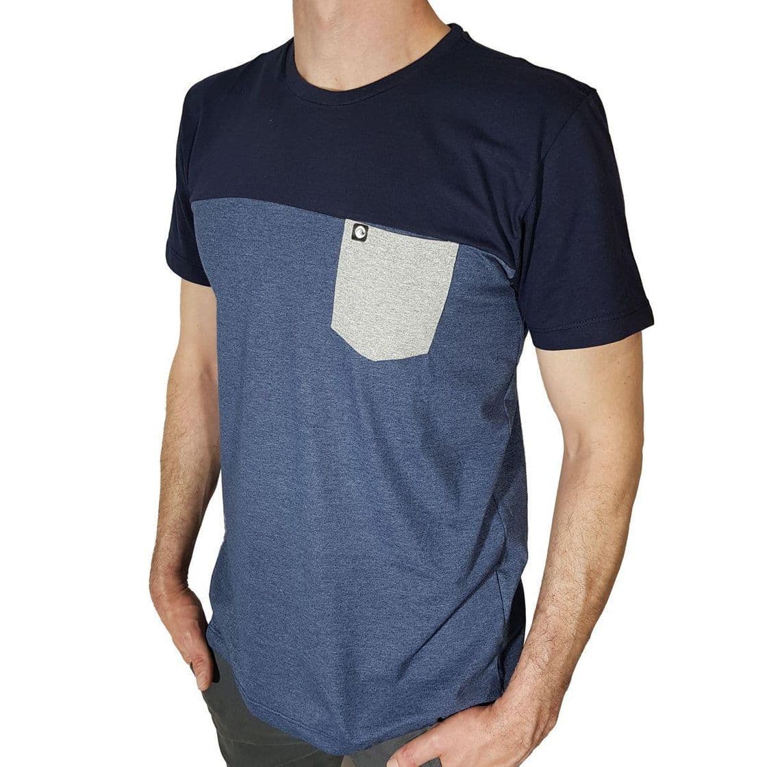 Fashion Camiseta Canal Surf Manga Curta Recortes e Bolso Masculina - Azul