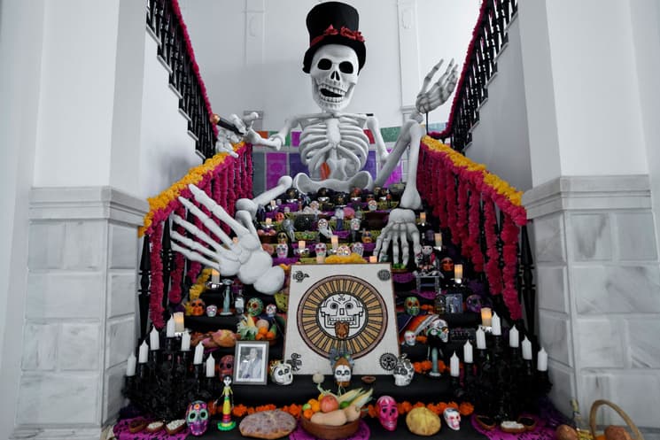 Fashion Altar de Muertos en Casa de México 