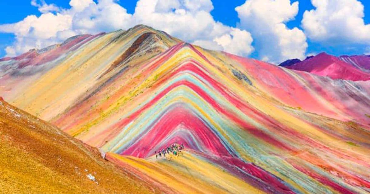 Lugar Montaña de los 7 colores