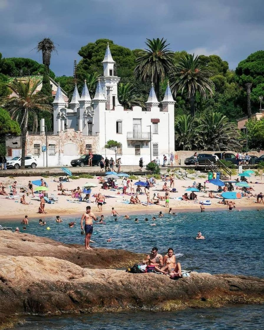 Place El incierto abandono del 'Xalet de les punxes', icono de la Costa Brava