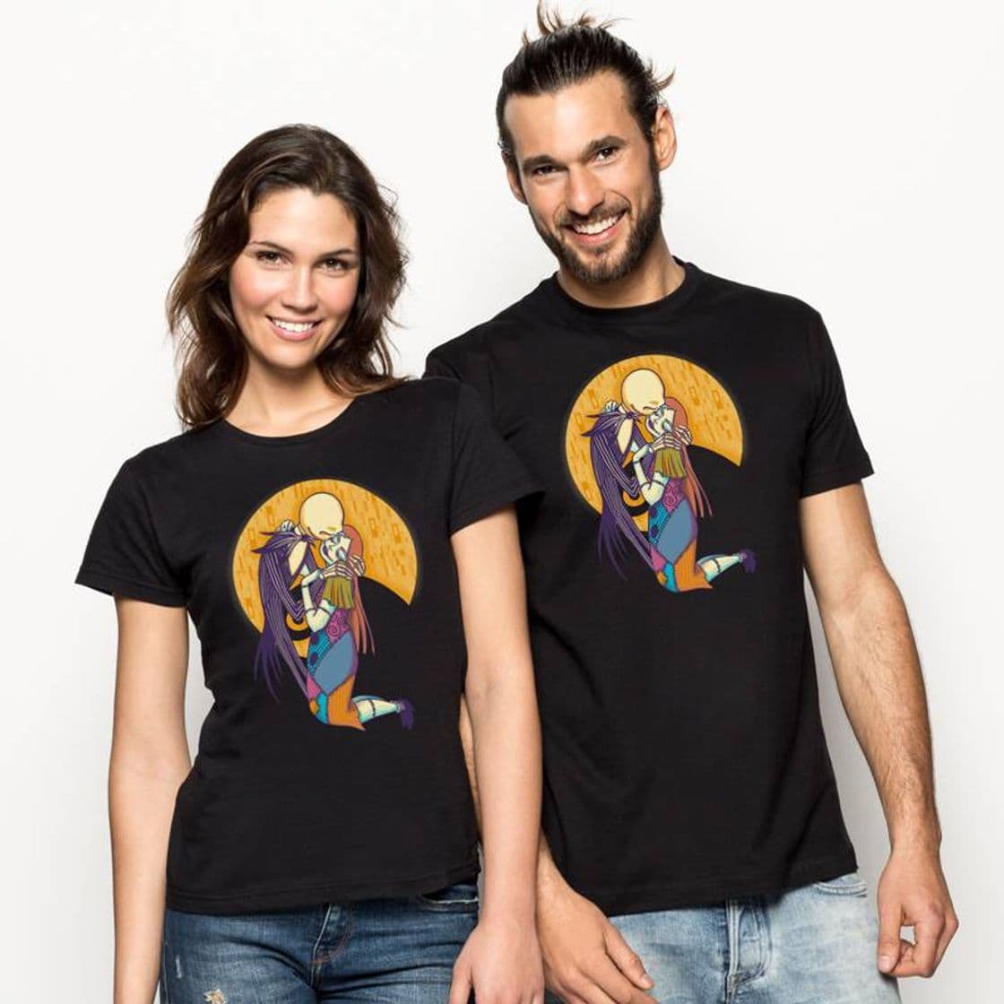 Fashion A Kiss Before Christmas by Ursulalopez - Pampling.com T-shirts