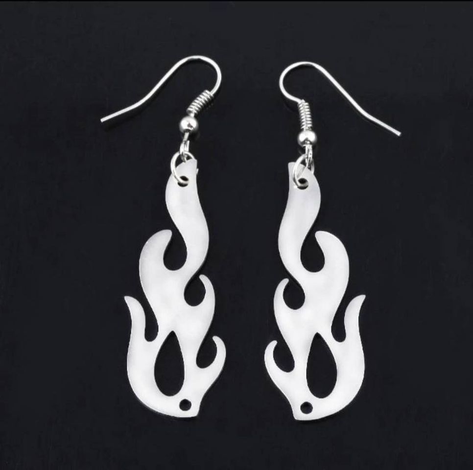 Producto Aretes colgantes de llamas