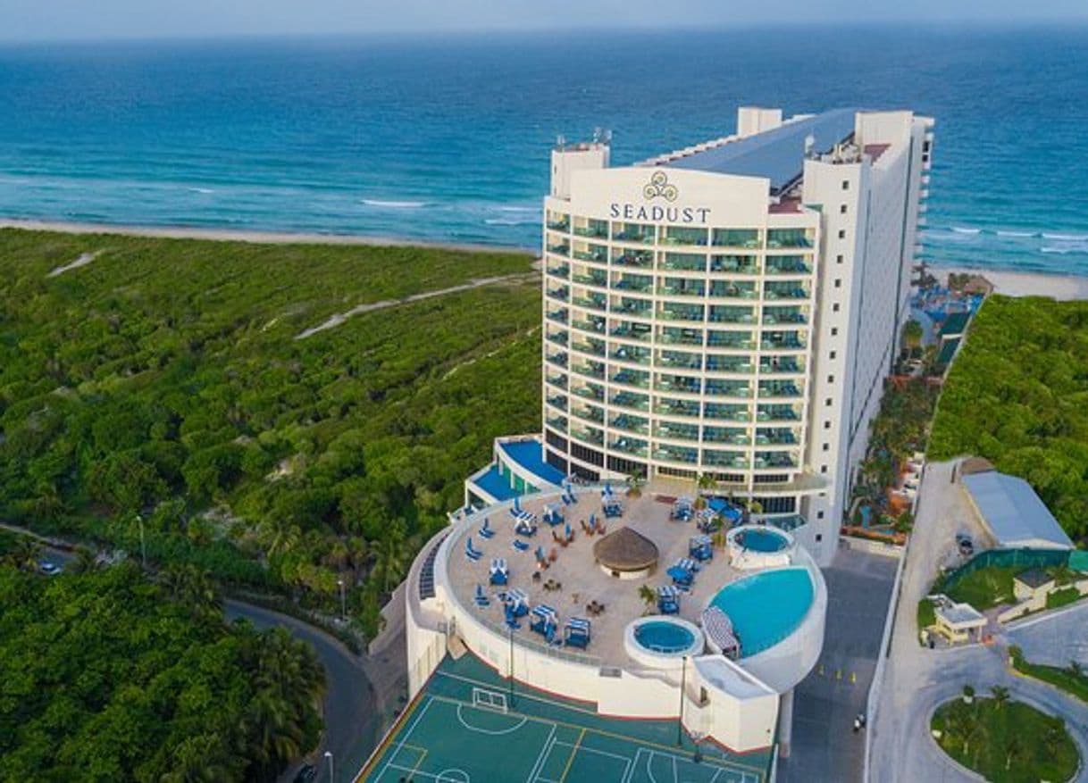 Lugar Seadust Cancun Family Resort