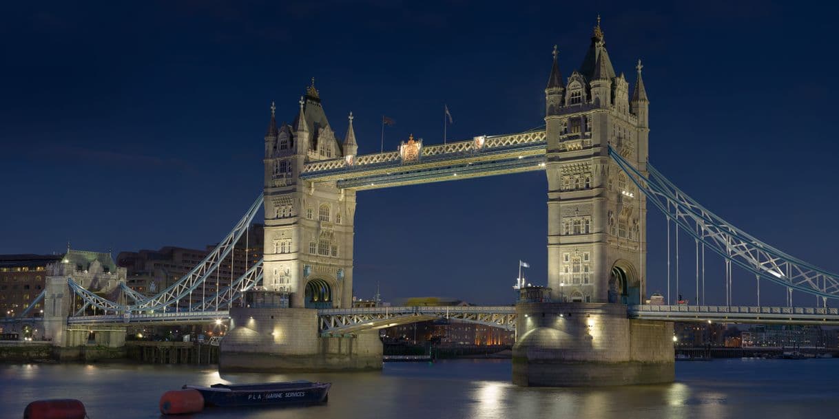 Place Tower Bridge