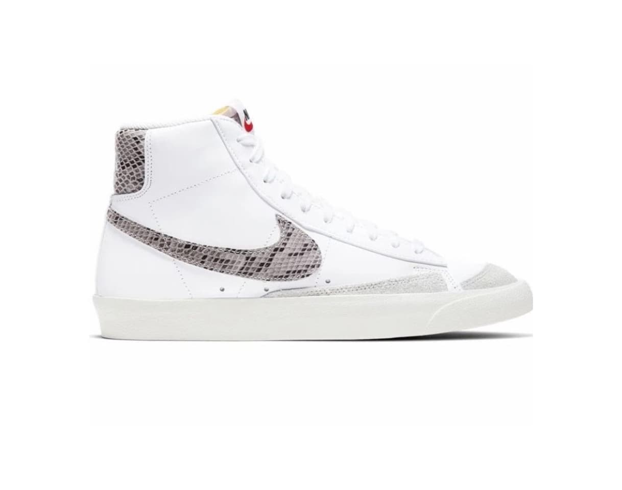 Producto Nike Blazer Mid '77 VNTG, Zapatillas de Baloncesto para Hombre, Blanco