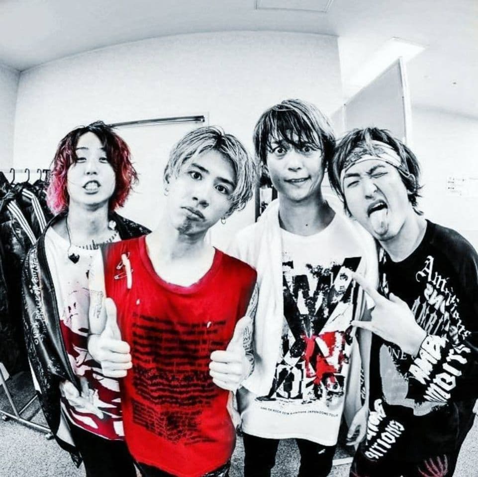 Moda Mi Fanpage de One Ok Rock