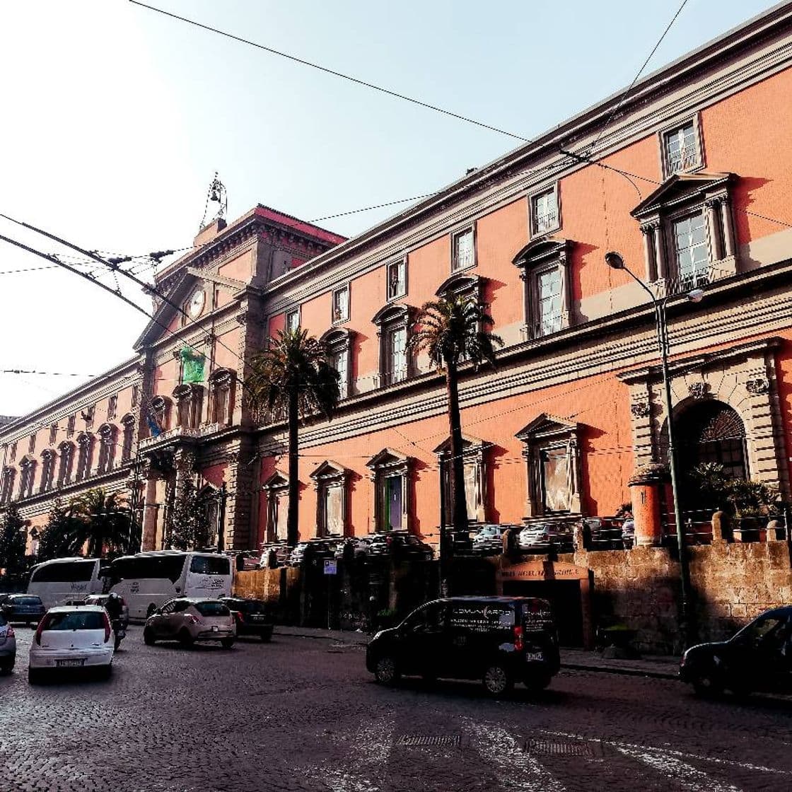 Lugar Museo Arqueológico de Nápoles