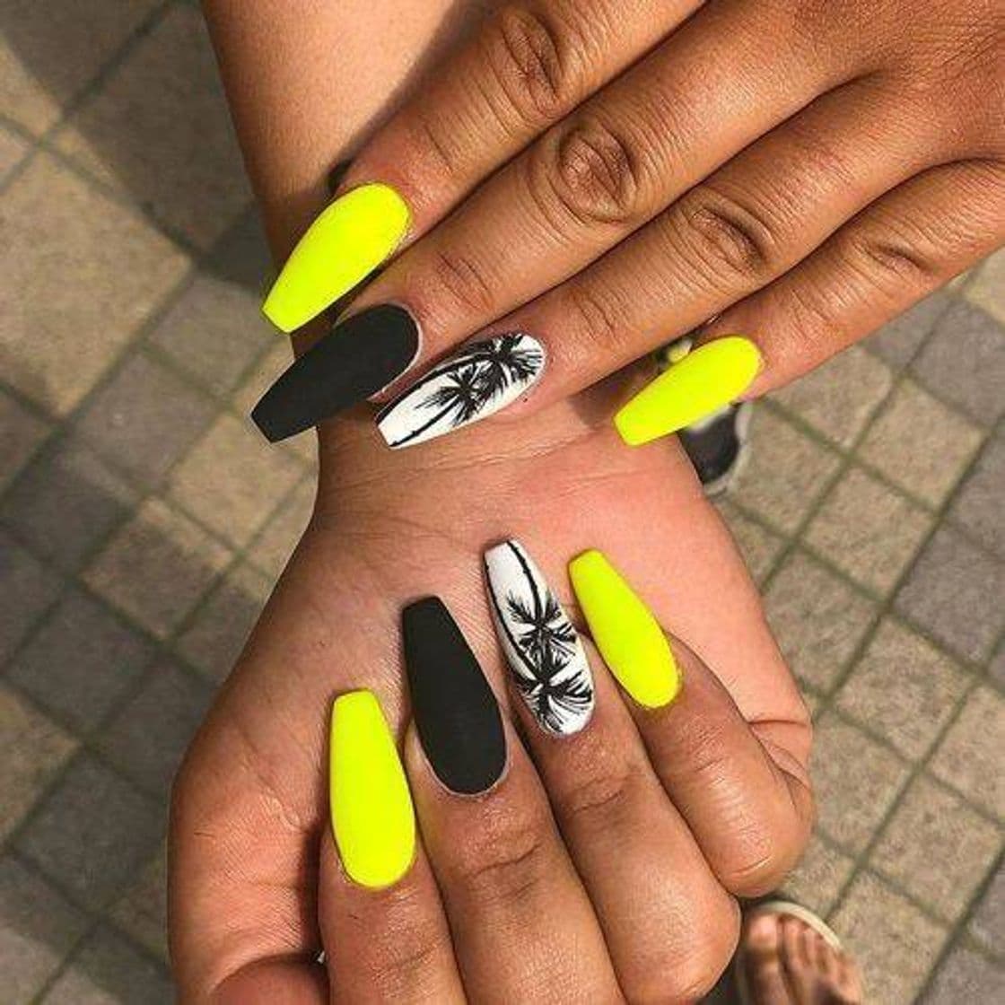 Fashion Unhas Coqueiro Neon