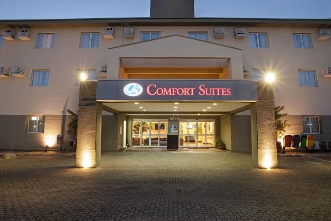 Place Comfort Suites Campinas